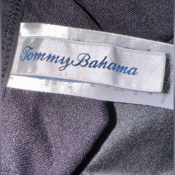 Tommy Bahama Women’s Black Strapless Ruched One-Piece Swimsuit Size 12 - Picture 4 of 7